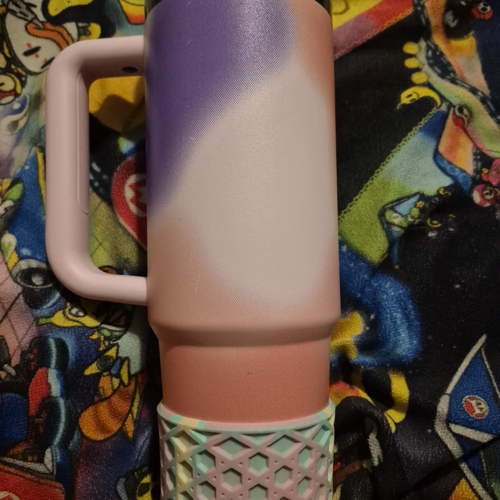 Stanley Pastel Pink and Purple Tumbler with Handle - Picture 3 of 5